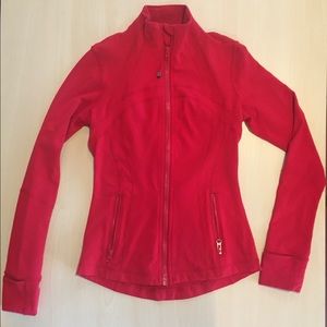 Lululemon Women’s Red Jacket Size 4